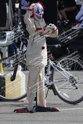 media/Oct-31-2025-CVMA Friday Practice (Fri) [[e9defcbea4]]/1-Around the Pits/